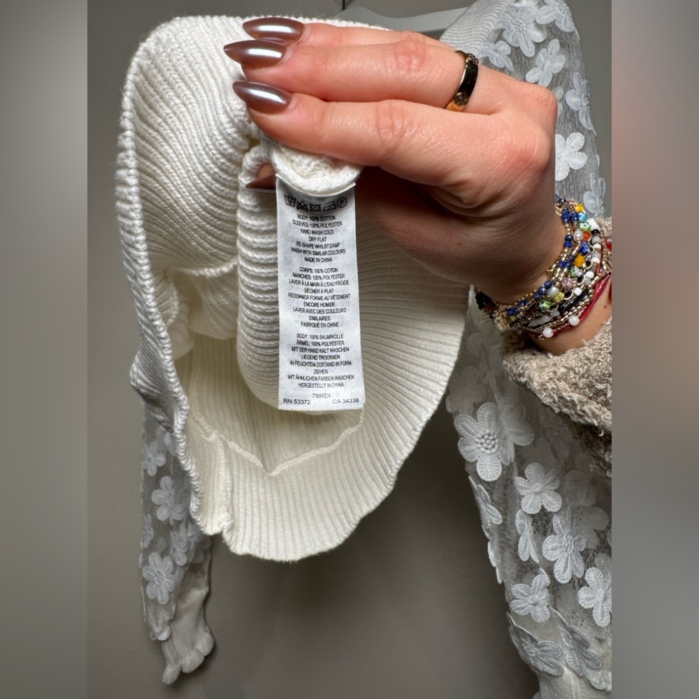LAST CHANCE French Connection Cream Floral Mesh Sleeve Knit Top Size M - Picture 8 of 8